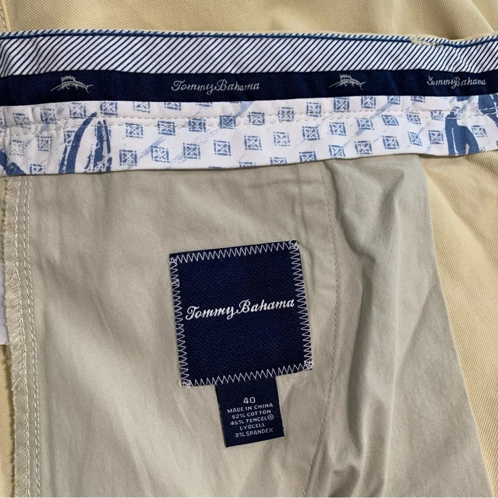 Tommy Bahama Men’s Chino Shorts Sz. 40 Pale Yellow / Beige Stretch Cotton Tencel